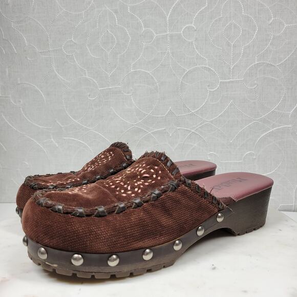 Vintage Mudd Y2K Mules Womens 9 Brown Floral Embroidery Rivets Wooden Platform - Picture 9 of 14